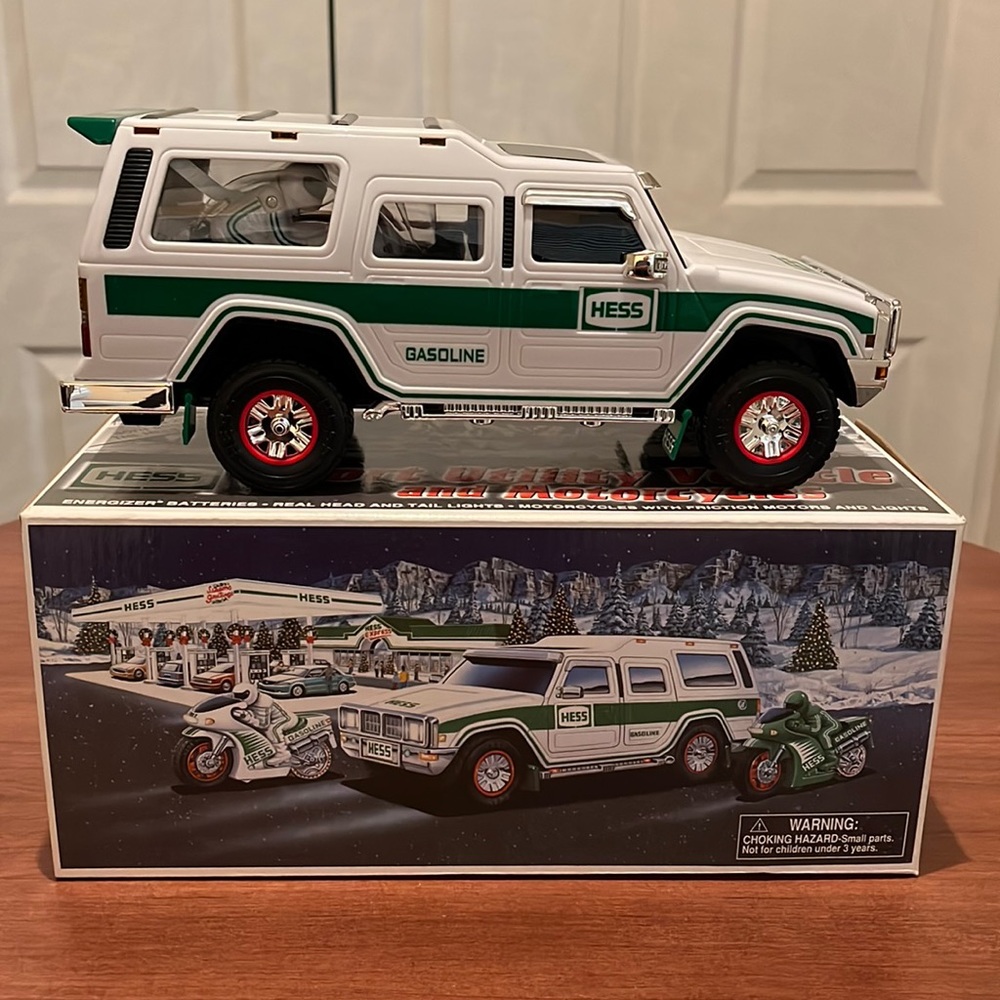 2004 Hess Spirt Utility Vehicle and Motorcycles